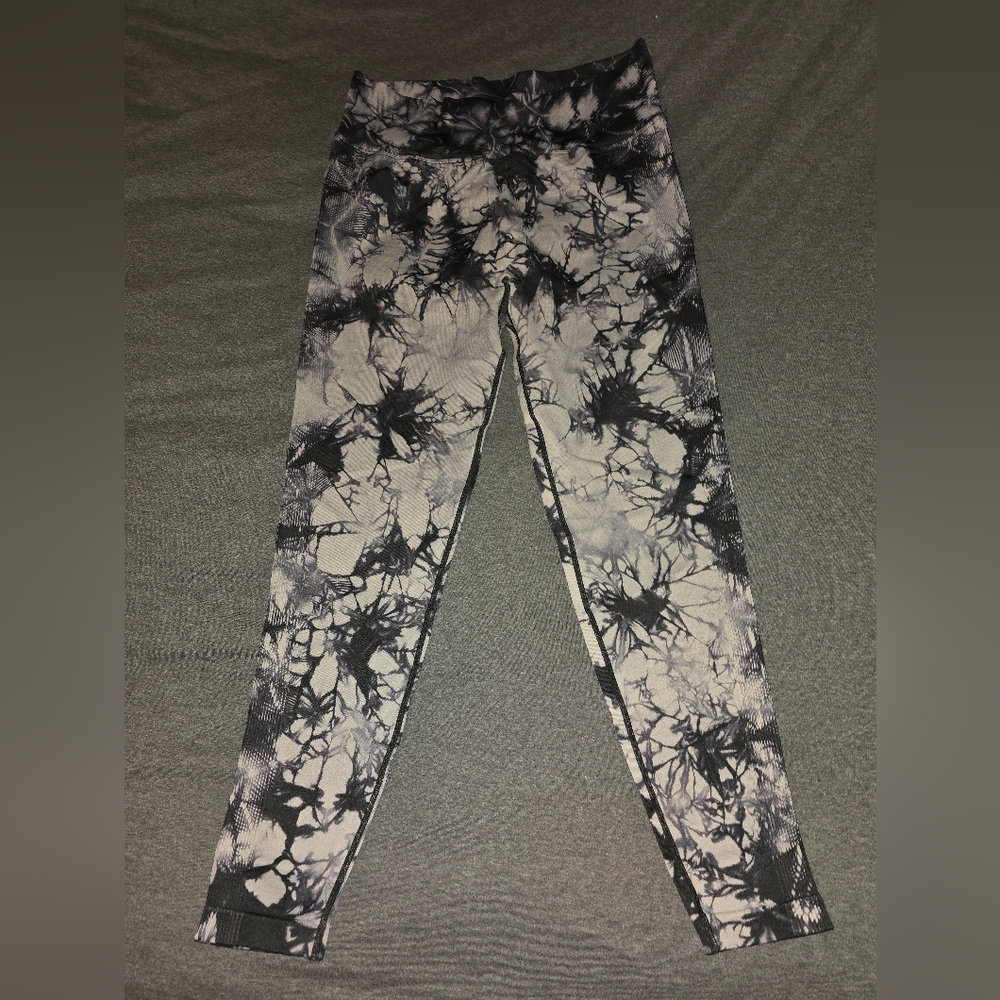 Womens XXL Butt Accentuating Leggings